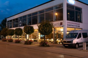 Table & Co. Massive Tische und schöne Stühle im Lagerverkauf